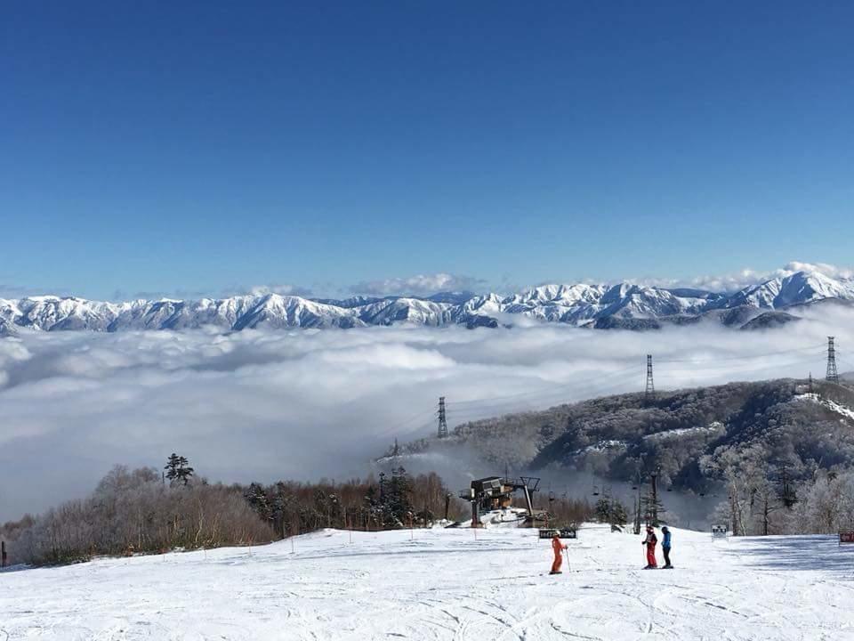 Naeba Mikuniso Hotel Kusatsu  Zewnętrze zdjęcie